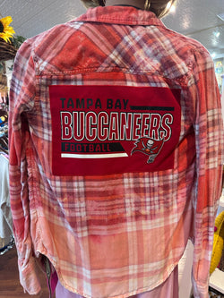 #tampabay, #bucs, #tampabaybuccaneers, #collegeflanels, #upcycledflannels, #upcyledcollegeflannels, 