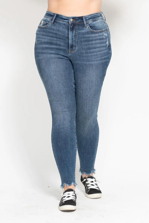 jb#82491, #82491, judy blue plus on sale, judy blue jeans on sale, judy blue plus size, curvy jeans, 