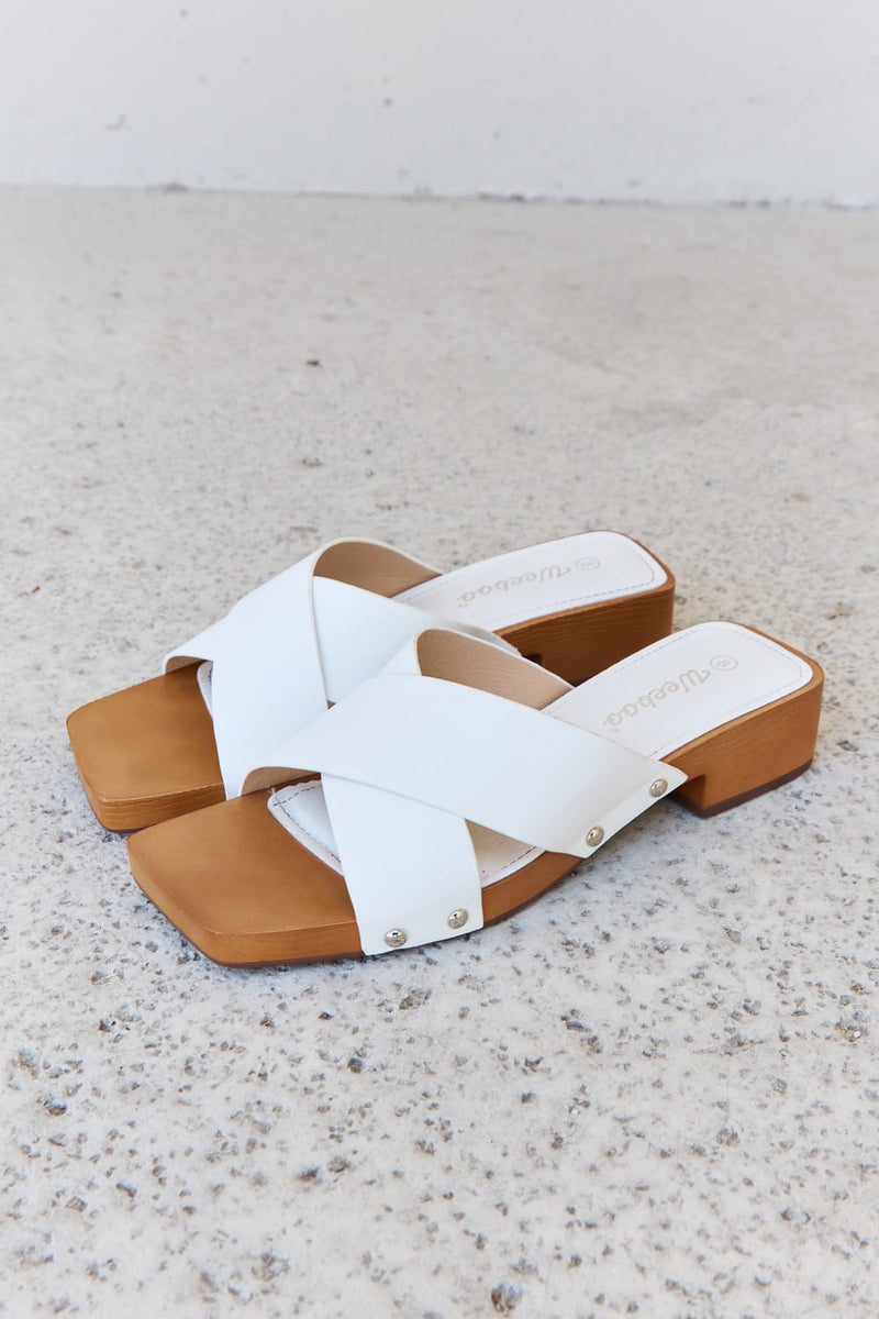 Step Into Summer White - $29